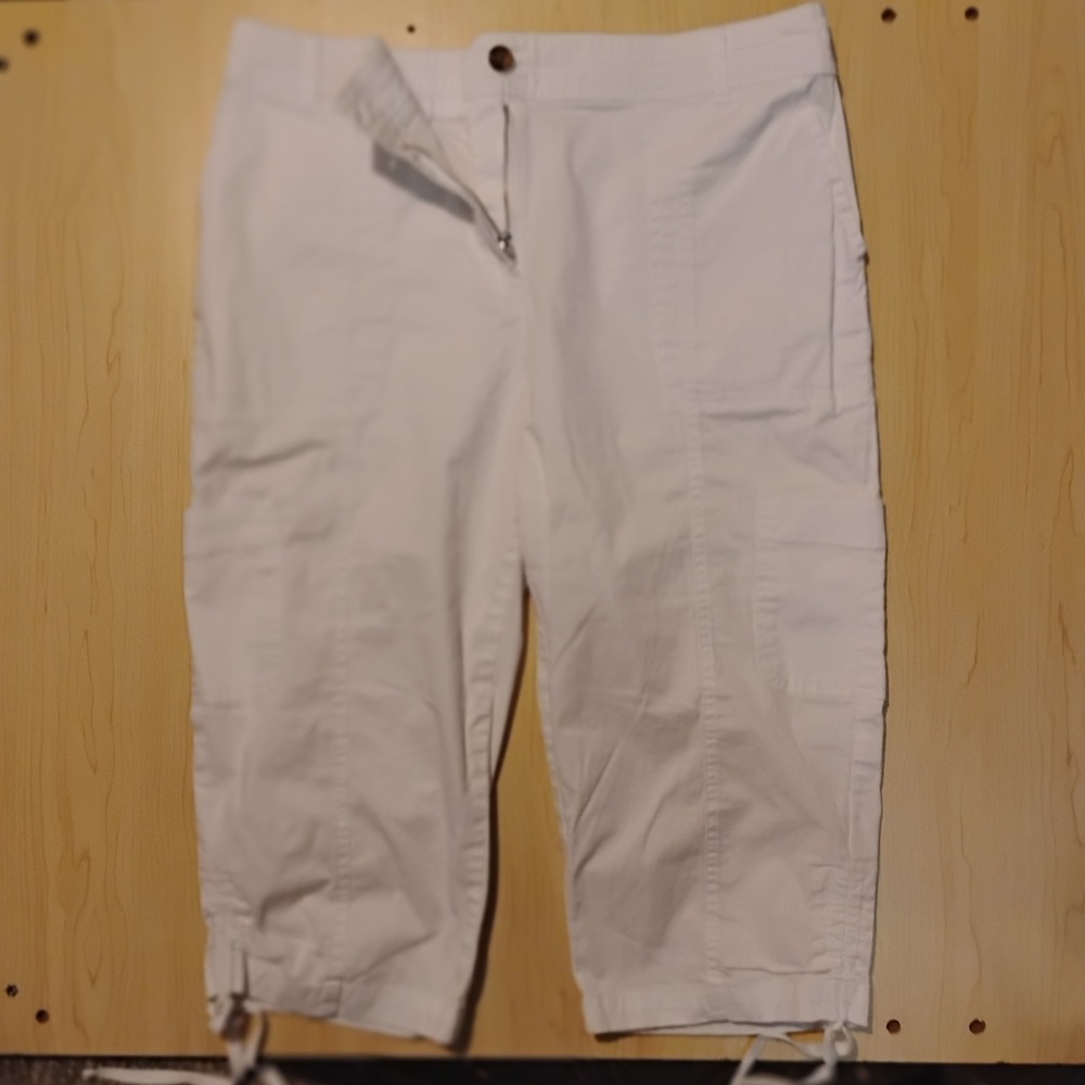 Cato Capri Pants Women Size 14 White Denim Mid-Rise Drawstring Cuffs Pockets